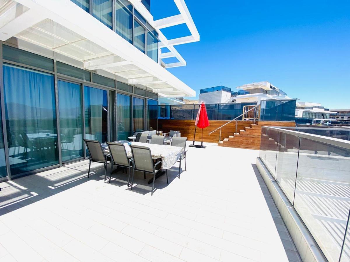 Stunning Penthouse With Sea Views And Private Heated Pool Apartment Eilat Ngoại thất bức ảnh