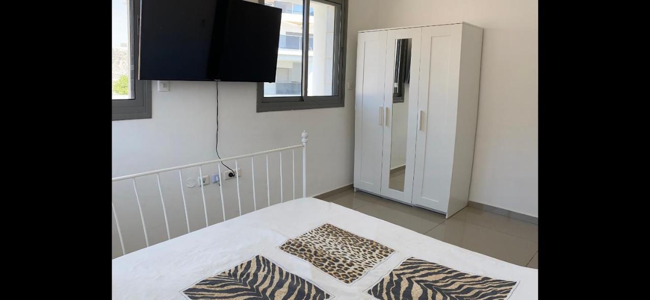 Stunning Penthouse With Sea Views And Private Heated Pool Apartment Eilat Ngoại thất bức ảnh