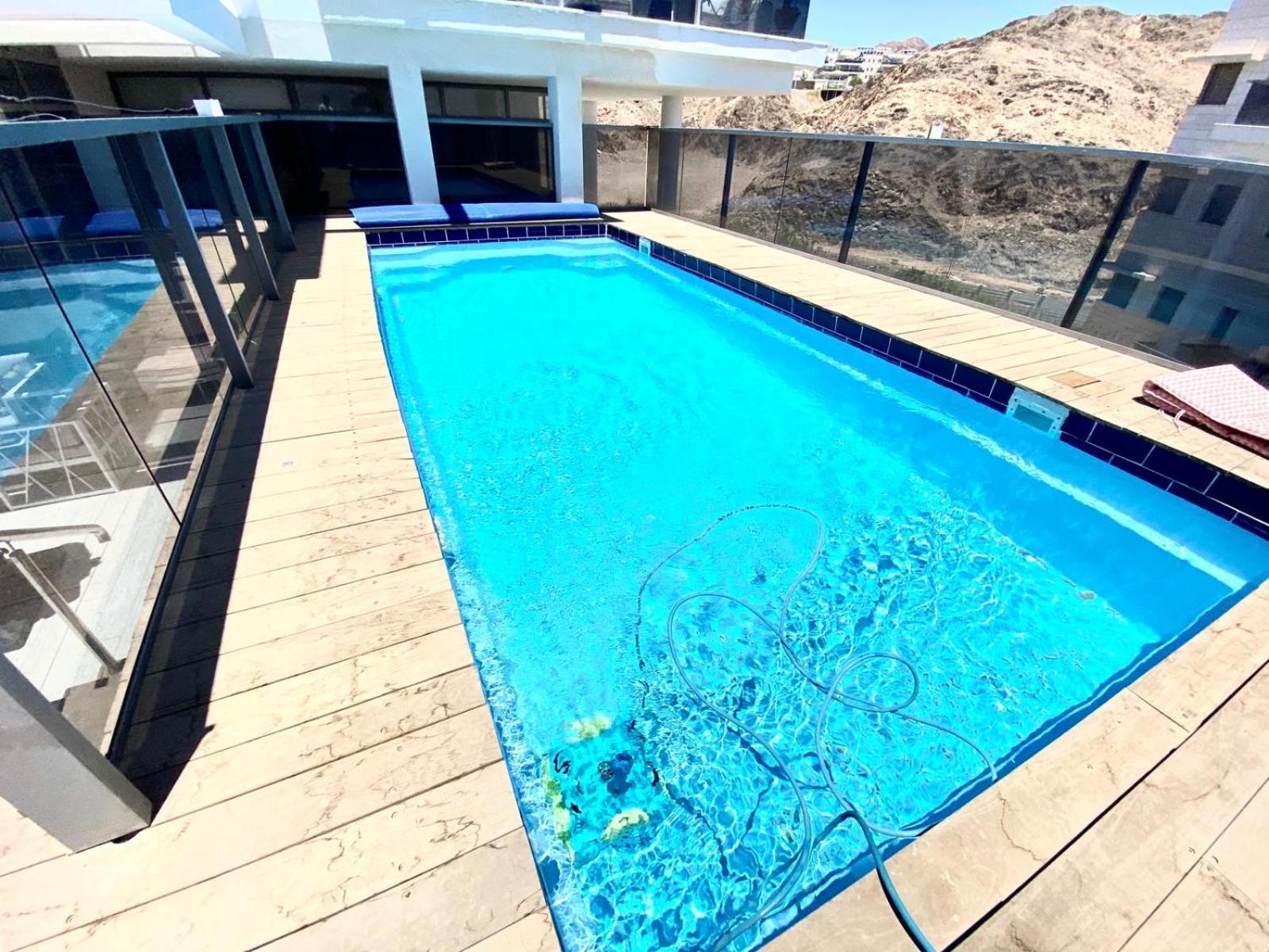 Stunning Penthouse With Sea Views And Private Heated Pool Apartment Eilat Ngoại thất bức ảnh